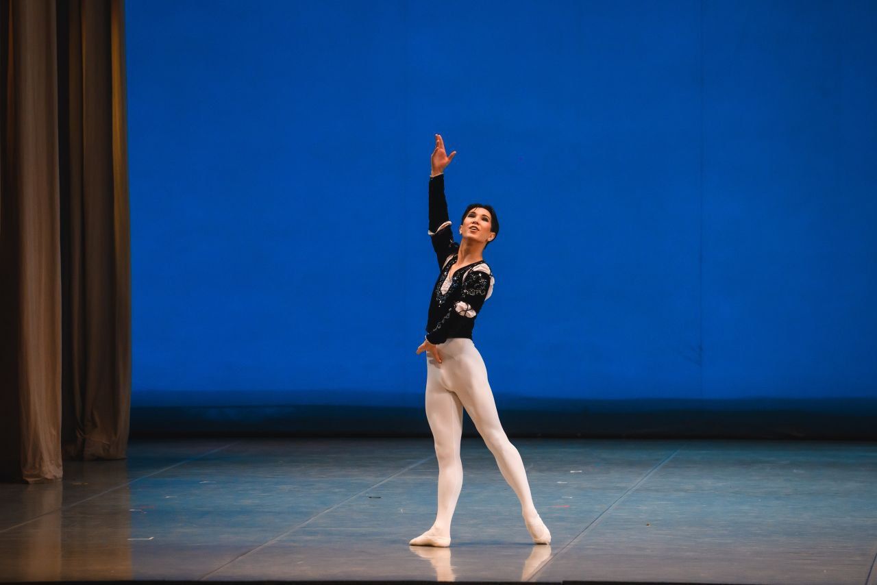 Студент БРХК Аюш Булчун стал лауреатом III премии российского конкурса артистов балета 